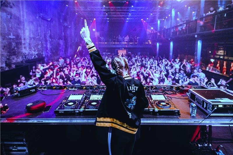 Von Dollern in die Welt: Lunax erobert die größten Bühnen Lunax spielte alleine im Sommer mehr als 40 Shows binnen drei Monaten, unter anderem hier beim SIO Festival in Berlin. Fotos: X