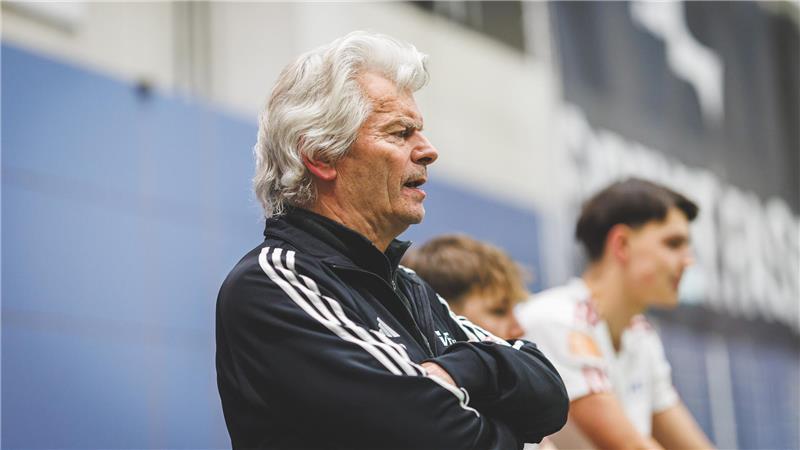 Amateurtrainer im Kreis Stade: Ohne die Liebe zum Fußball geht es nicht Lutz Bendler arbeitet gern mit jungen Menschen zusammen.