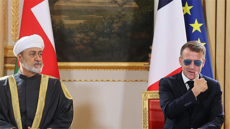 Macron sieht nach einem Gespräch mit dem Sultan von Oman eine positive Entwicklung bei der Frage einer sicheren Schifffahrt durch die Straße von Hormus (Archivbild).