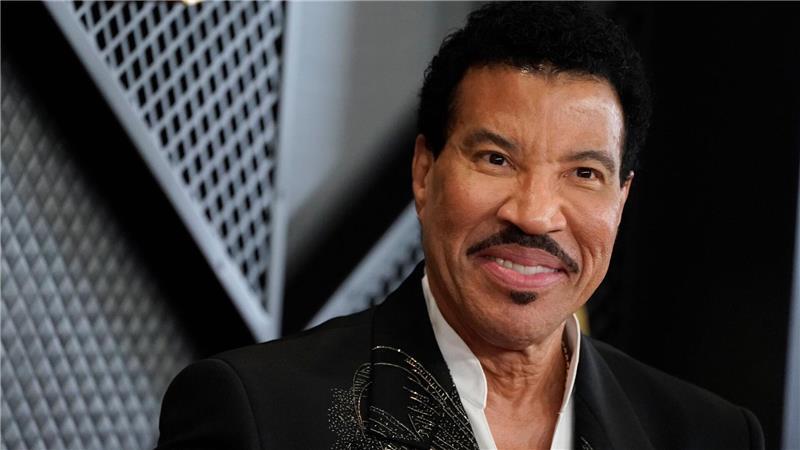 „Madonna sah aus wie Madonna. Prince wie Prince. Und Michael Jackson wie Michael Jackson. Sie waren keine Darsteller, sie waren das, was sie waren“, sagt Lionel Richie über die 80er Jahre.