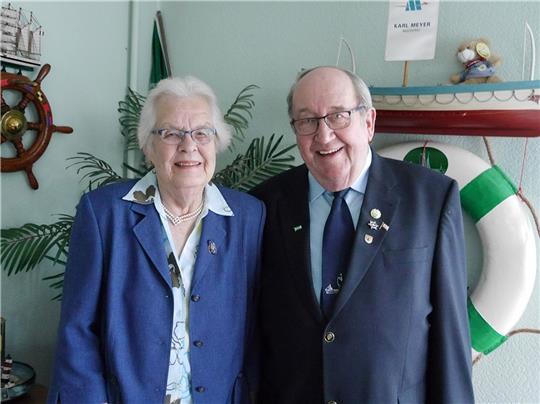 Magda und Edgar Blanck feiern Diamantene Hochzeit in Wischhafen. Foto: Umland