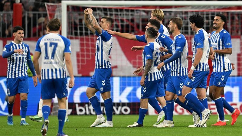 Nach Ballon d’Or: Kane schaut bei Bayerns Pokal-Torfest zu Magdeburg jubelt: Mateusz Zukowski (M) belohnt den wackeren Zweitligisten mit dem 1:1.