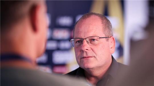 Magdeburgs Manager Marc-Henrik Schmedt beantragte die Spielverlegung.