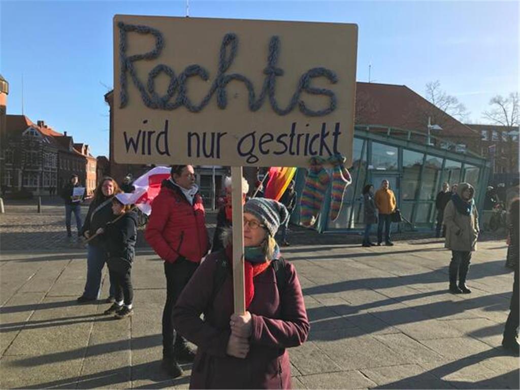 Mahnwache Stade Platz Am Sande