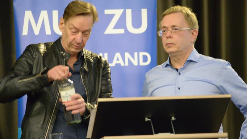 Maik Julitz (links) und Hans Neuhoff waren die Hauptredner der AfD-Wahlkampfveranstaltung.