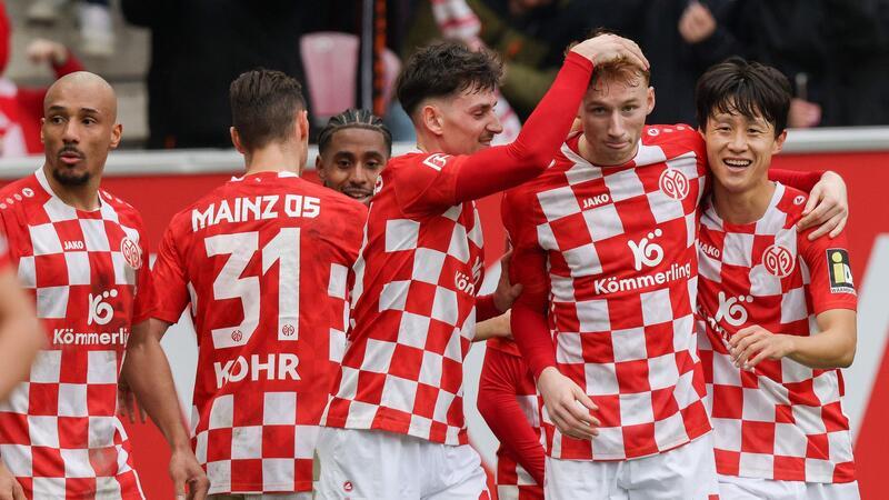 Traumeinstand für Henriksen: Mainz 05 siegt wieder Mainz feierte im Abstiegskampf einen wichtigen Erfolg.