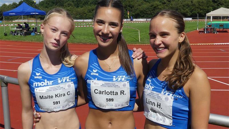 Maite Kira Conseil, Carlotta Reichert und Linn Hartlef (von links) freuten sich über persönliche Bestleistungen.