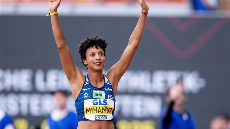 Mihambo und Ogunleye als deutsche Meisterinnen zur WM Malaika Mihambo durfte nach kurzer Zitterpartie zu Beginn des Wettkampfs jubeln.