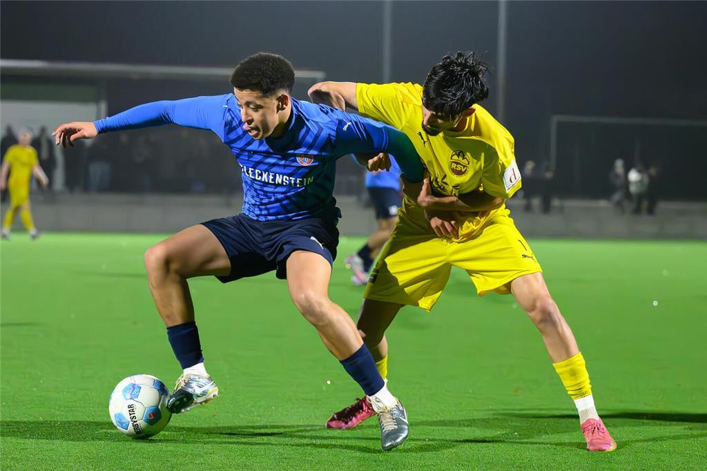 Malcolm Brunkhorst behauptet den Ball