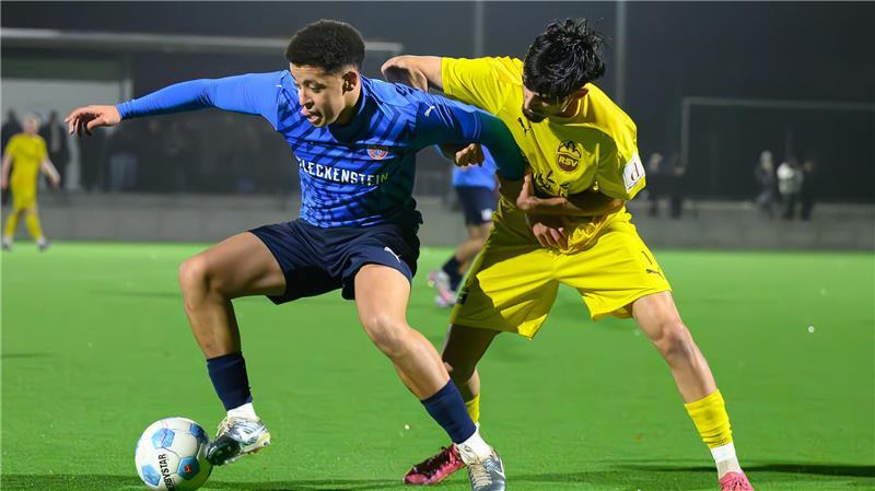 Wenn alles Rackern und Ackern nichts hilft - A/O lässt Chancen liegen Malcolm Brunkhorst ließ eine der zwei, drei Hundertprozentigen in der ersten Hälfte liegen.