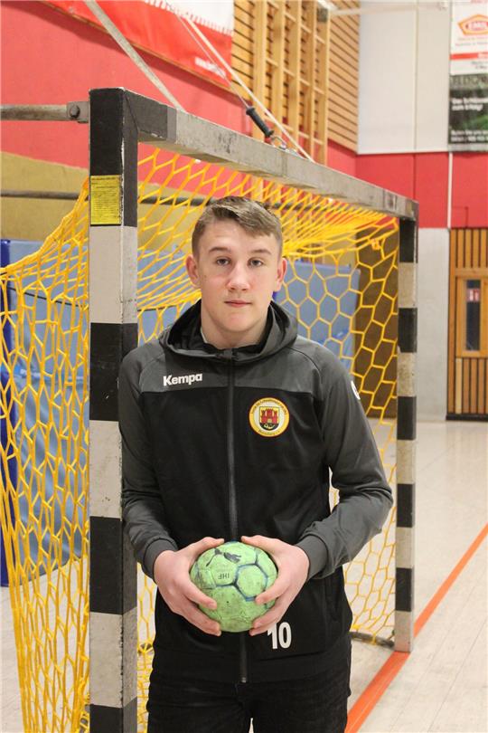 Malte Hagedorn (Handball, VfL Horneburg) ist das nächste große Talent aus der Handball-Familie. Die Bundesliga - erst mal mit der VfL-Jugend - im Blick. Tel.: 01378 - 22 703 417-05