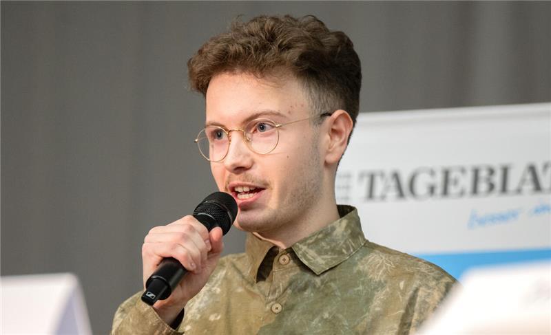 Malte Hermsteiner (Volt) aus Rotenburg.