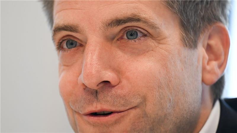 ING-Deutschland-Chef: „Kein Wachstum mehr um jeden Preis“ Manager sieht auch Wachstumspotenzial in der Gen Z und bei vermögenden Kunden.