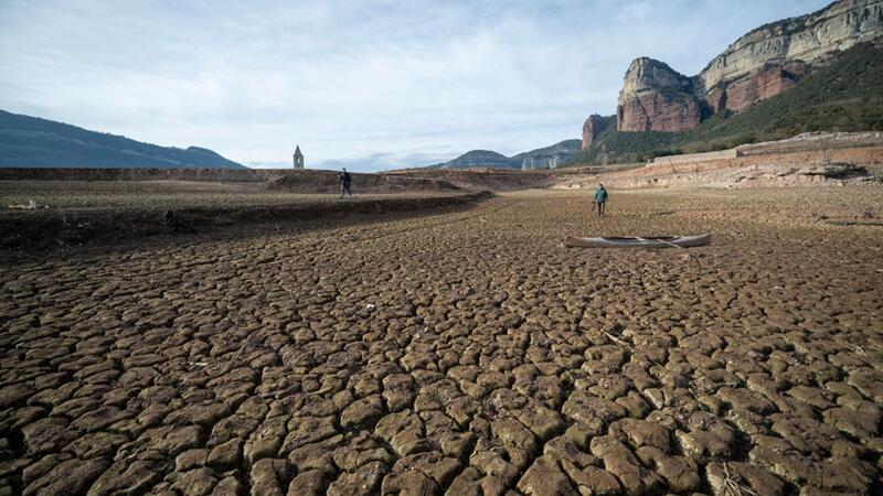Wasserknappheit in Urlaubsländern Manche Stauseen in Katalonien waren noch zu Jahresbeginn praktisch leer.