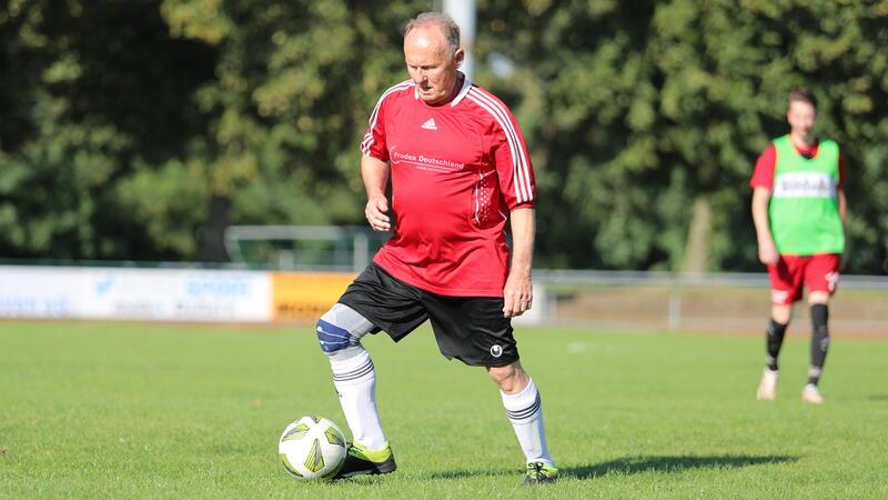 Manfred Drechsel ist heute 76 Jahre alt. Knapp 60 Jahre davon verbrachte er bei der TuS Güldenstern Stade.
