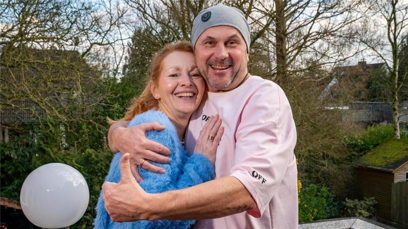 Manfred Gardianczik und Andrea Schwarze waren im Sommerhaus der Normalos dabei. Das Format startet am 24. Februar auf RTL.