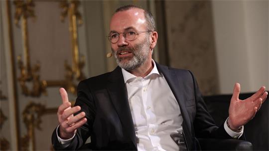 Manfred Weber hat eine klare Präferenz, was die Steinmeier-Nachfolge angeht. (Archivbild)