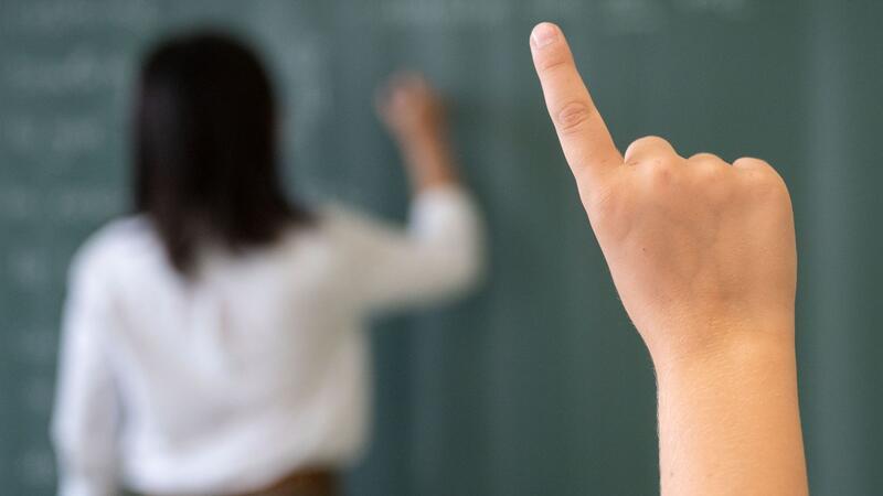 „Eine Katastrophe“: Reaktionen auf die miserable Lage an den Schulen im Kreis Stade Mangelware: Im Landkreis Stade fehlen an vielen Schulen Lehrer.