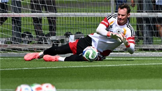Manuel Neuer wird bei der Generalprobe vor der WM nicht im Tor stehen. (Archivbild) 