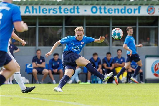 Marcel Brunsch erzielte den Ausgleich per Elfmeter. Foto: Struwe (Archiv)