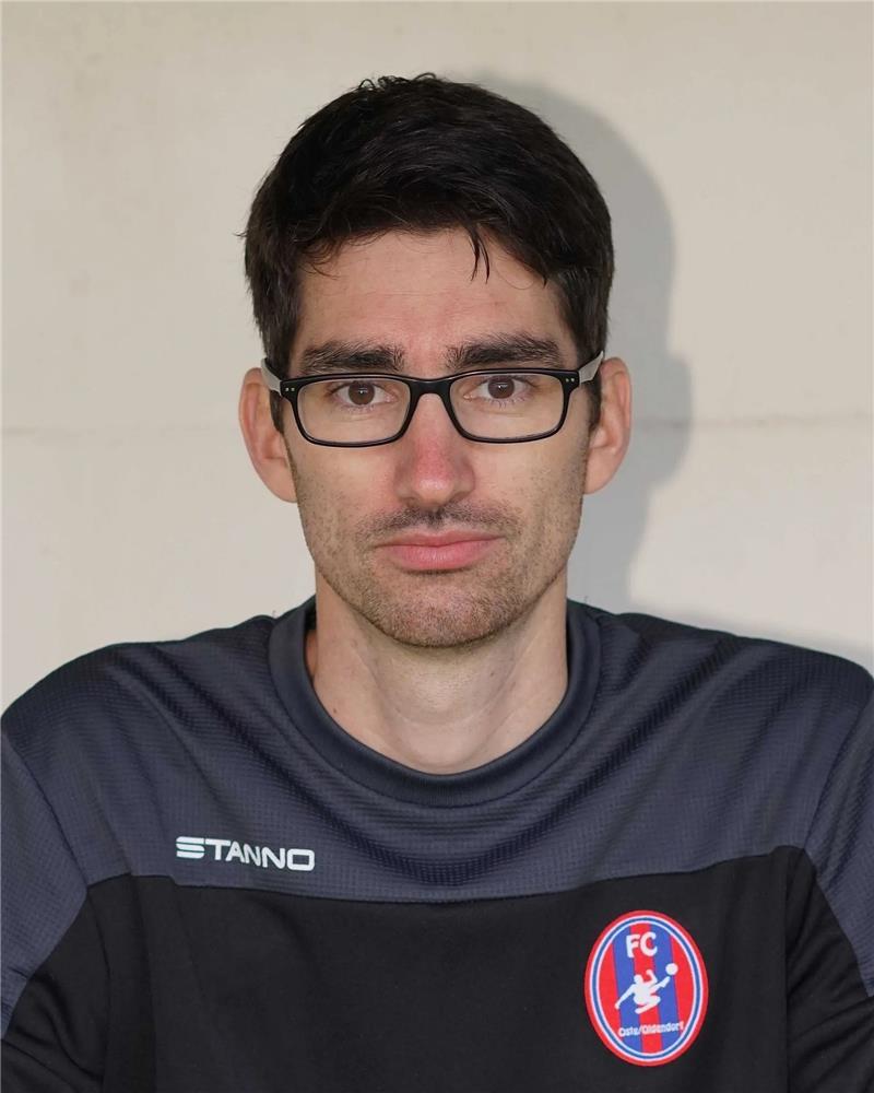 Schluss bei den Oste-Frauen: Trainer wechselt zu den Herren Marco Hendreich kann mit den O/O-Frauen noch aufsteigen. Foto: fupa.net