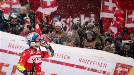 Marco Odermatt triumphierte im fünften Jahr nacheinander in Adelboden.