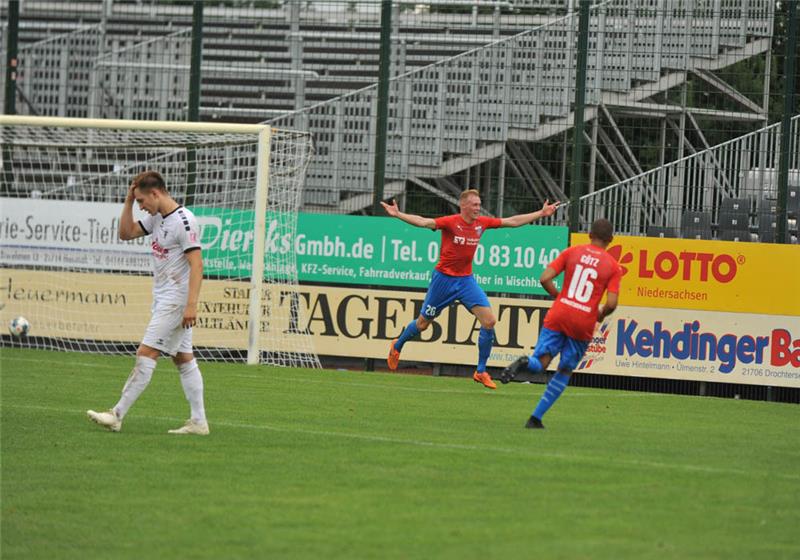Marco Schuhmann bejubelt seinen ersten Treffer gegen seinen Ex-Klub. Foto Berlin