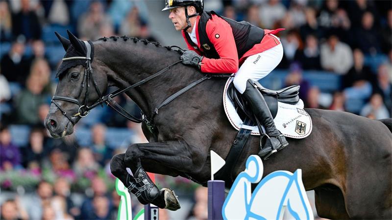 Springreiter trotz Schrecksekunde kurz vor WM-Gold Marcus Ehning sorgte für eine Schrecksekunde.