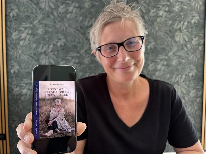 Mareike Henning hat ein Buch über ihre Brustkrebsreise geschrieben.