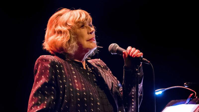 Marianne Faithfull: „Ich werde wohl nie wieder singen können.“