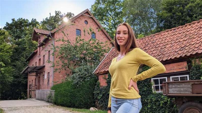 AfD-Kreisvorsitzende Marie-Thérèse Kaiser ist eine Volksverhetzerin Marie-Thérèse Kaiser.