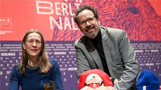 Mariette Rissenbeek und Carlo Chatrian stellen das Berlinale-Programm vor.