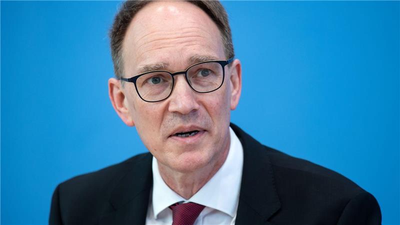 Gratis-Trikots zur WM – Warum sich das für Unternehmen lohnt Marketing-Experte Peter Kenning sieht mehrere Motive hinter den Gratis-Aktionen. (Archivbild)