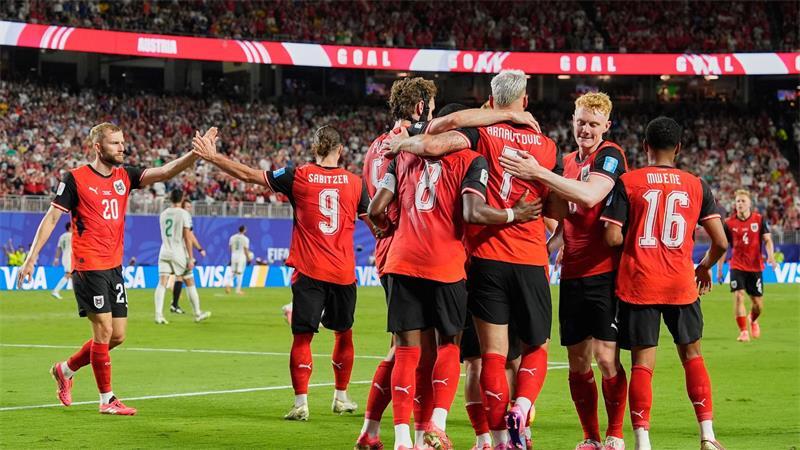 „Einmal Hölle und zurück“ - Österreich erlebt WM-Wahnsinn Marko Arnautovic hatte sein Team mit 1:0 in Führung gebracht.