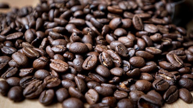 Marktführer Tchibo erhöht Mitte April die Kaffeepreise.