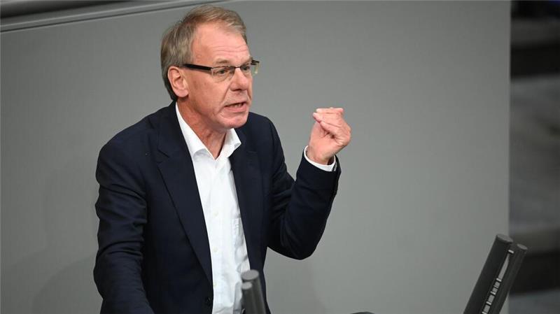 Ampelkrach um die Rente - FDP will Korrekturen Markus Kurth von den Grünen verteidigt Rentenpläne.