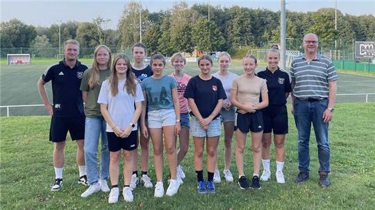 Marlena Beilke, Marie Bartsch (beide JFV A/O/B/H/H) , Enni Lotta Horn, Lia Krebst (beide JFV Buxtehude) Fabienne Hannemann (SSV Hagen), Nives Xenia Kraatz (TSV Apensen), Sophie Becker (TuS Jork)
