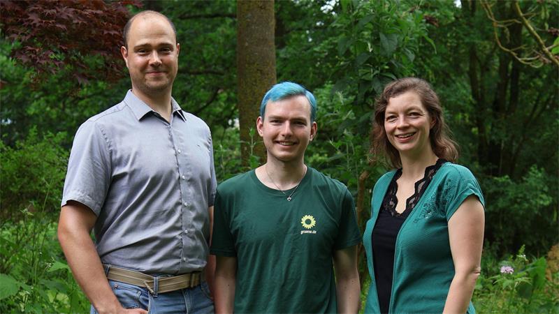 Neue Gesichter: Drochterser Bürgermeister will Spielregeln klären Martin Lüdders und Marlen Riemer sind in den Gemeinderat eingezogen. Bertram Buchholz (links) hat es nicht geschafft.