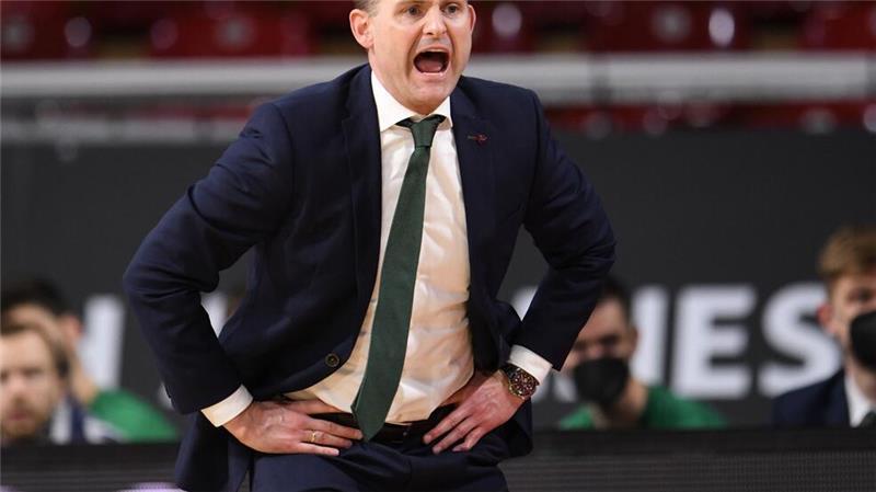Basketball: Rasta Vechta bei Europokal-Rückkehr chancenlos Martin Schiller muss mit Vechta eine deutliche Niederlage in Istanbul einstecken.