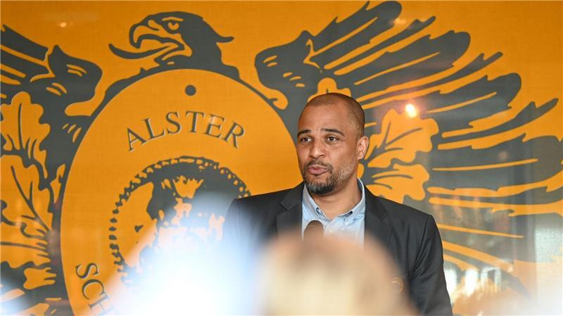 Marvin Willoughby ist neuer Ehren-Alster-Schleusenwärter Marvin Willoughby ist Mitgründer der Hamburg Towers und ihr Geschäftsführer