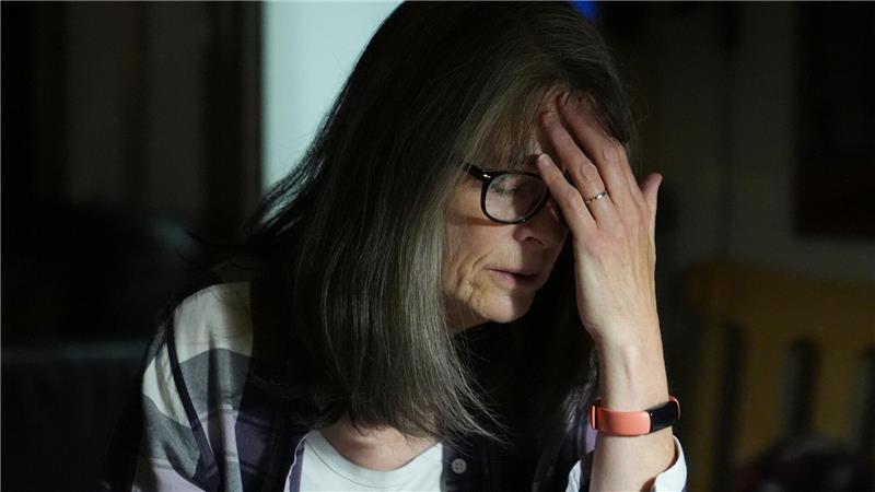 Medizin-Nobelpreis für Immunforscher aus Japan und den USA Mary E. Brunkow wird emotional, als sie von der Verleihung des Nobelpreises für Medizin 2025 erfährt.