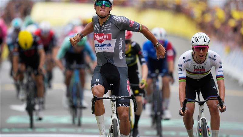 Lipowitz ärgert Tour-Stars: „Habe meinen Schuss probiert“ Mathieu van der Poel stürmt zum Sieg.