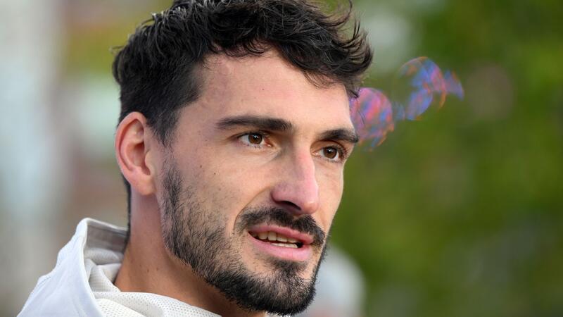 Mats Hummels lobt die BVB-Rückholaktion vor dem Spiel gegen Werder Bremen.