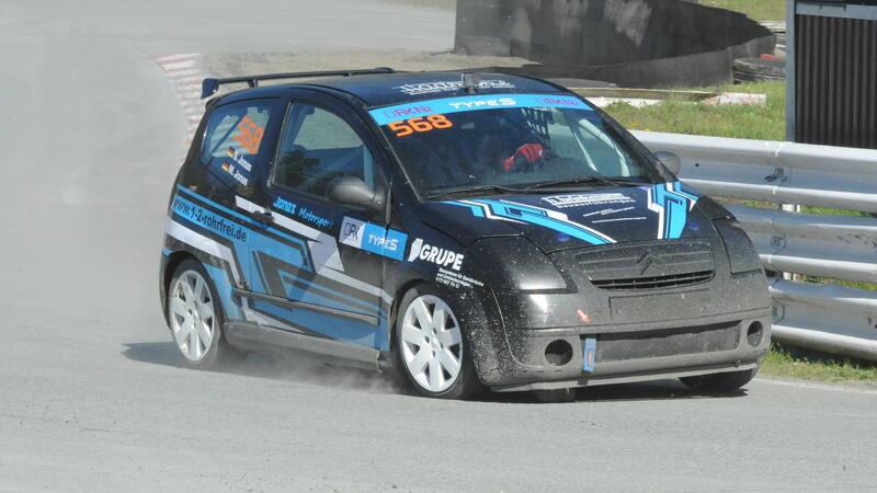 Mats Jonas bei seinem ersten Rallycross-Rennen auf dem Buxtehuder Estering. Am Ende der Saison fuhr der 15-Jährige sogar aufs Podium.