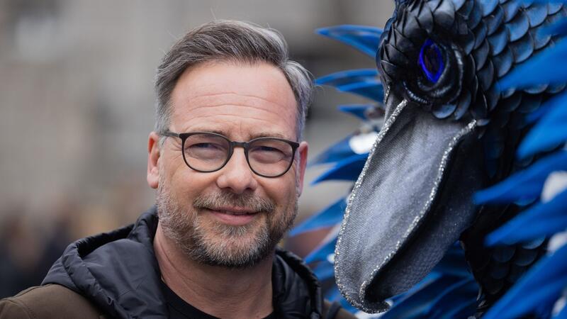 „The Masked Singer“ - Ruth Moschner hat einen Neuen  Matthias Opdenhövel moderiert „The Masked Singer“.