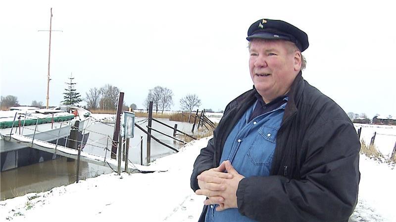 Matthias Rambow hat aus privaten Super-8-Aufnahmen und Zeitzeugenberichten einen Film über die Flut 1976 in Kehdingen gemacht. Das Projekt stellte auch das NDR-Fernsehen vor.