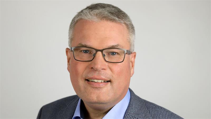Leser reden mit: Das ist das TAGEBLATT-Programm zur Kommunalwahl 2026 Matthias Riel ist Bürgermeister der Gemeinde Jork und einziger Kandidat.
