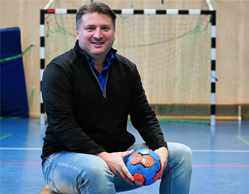 Matthias Steinkamp möchte vor allem die Fredenbecker Abwehr drittligareif machen.