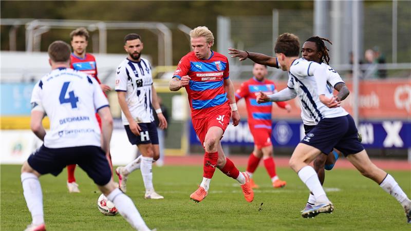 Matti Cebulla ersetzte den verletzten Jannes Elfers und erhöhte auf 2:0 vor der Pause.
