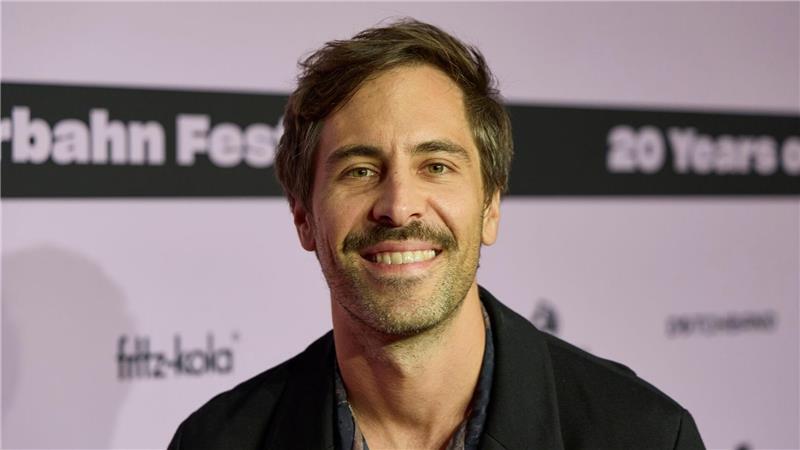 Max Giesinger wäre gern nach Hogwarts eingeladen worden Max Giesingers Lieblingszauber aus den Harry-Potter-Büchern ist der Aufräumzauber, weil damit so viel Zeit sparen könnte. (Archivbild)